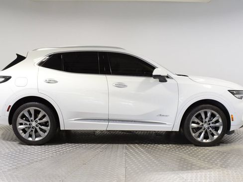 Used 2021 Buick Envision Avenir w/ Technology Package II FWD image 2