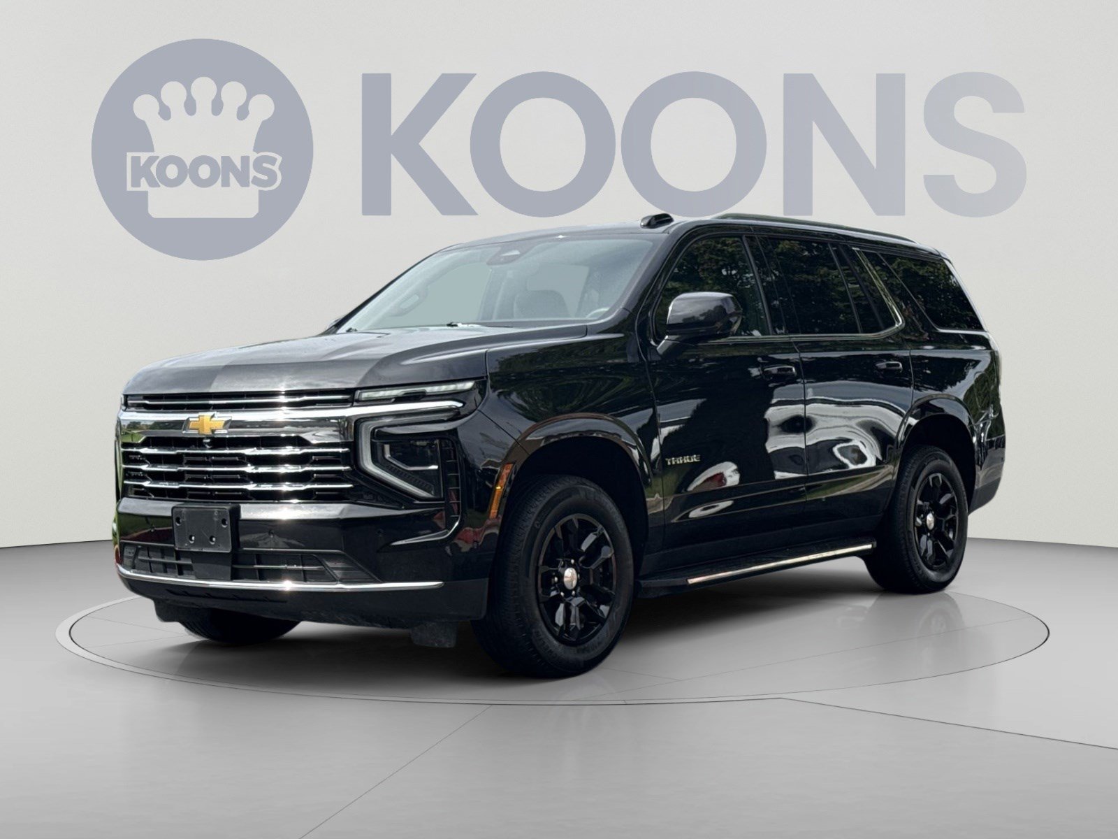 Used 2025 Chevrolet Tahoe LT AWD/4WD image 1