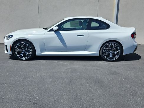 New 2026 BMW 230i xDrive Coupe w/ Premium Package AWD/4WD image 4