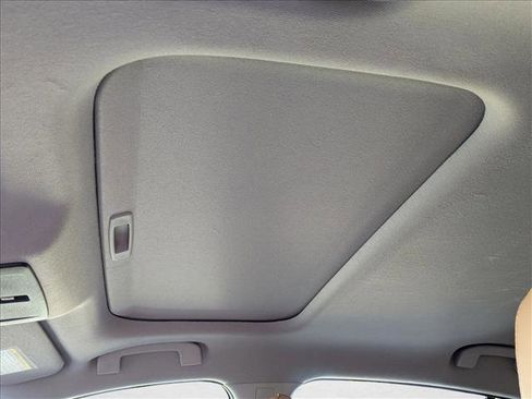 Certified 2025 Nissan Sentra SV w/ SV Premium Package image 15