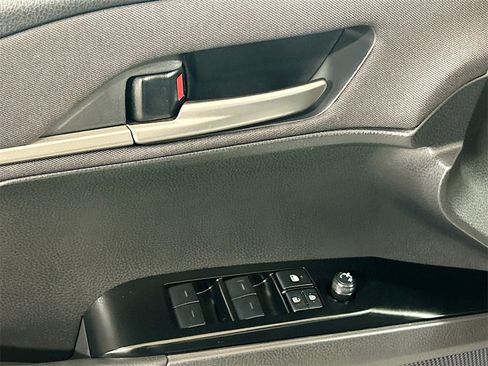 Used 2026 Toyota Camry LE w/ Convenience Package image 15