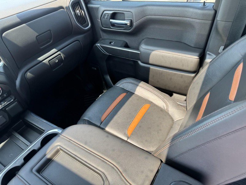 Used 2020 GMC Sierra 1500 AT4 w/ Off-Road Performance Package AWD/4WD image 11