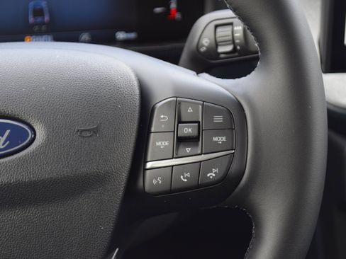 New 2025 Ford Maverick XLT w/ XLT Luxury Package image 10