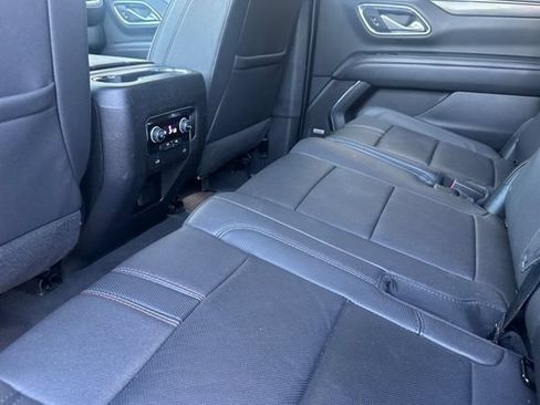 Used 2024 Chevrolet Suburban RST RWD image 13