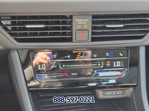 New 2026 Volkswagen Jetta SEL FWD image 17