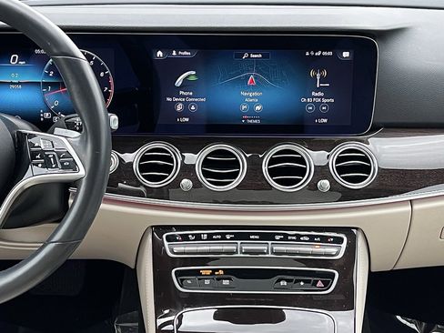 Used 2021 Mercedes-Benz E 350 Sedan image 41