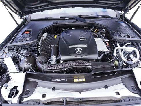 Used 2019 Mercedes-Benz E 300 image 6