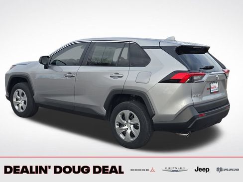 Used 2023 Toyota RAV4 LE FWD image 3
