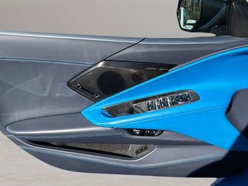 Used 2023 Chevrolet Corvette Stingray w/ Z51 Performance Package image 17