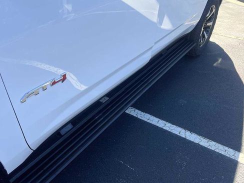 New 2026 GMC Yukon XL AT4 w/ AT4 Premium Plus Package image 30