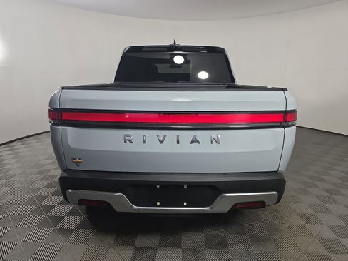 Used 2023 Rivian R1T Adventure AWD/4WD image 4
