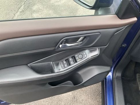 Certified 2023 Nissan Rogue SV w/ SV Premium B Package image 29