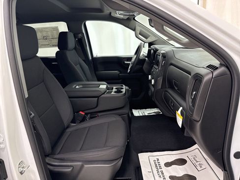 New 2026 GMC Sierra 1500 Pro w/ Graphite Edition image 9