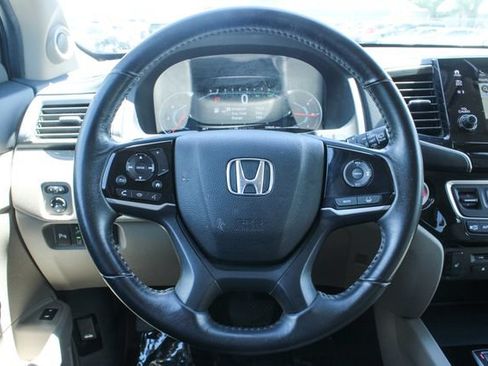 Used 2019 Honda Pilot Touring image 24
