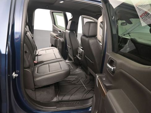 Used 2019 Chevrolet Silverado 1500 LT Trail Boss AWD/4WD image 22
