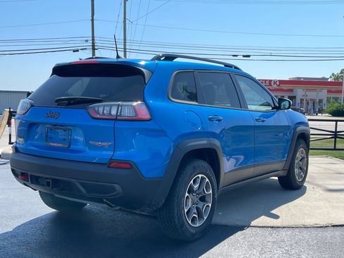 Used 2022 Jeep Cherokee Trailhawk w/ Sound & Nav Group AWD/4WD image 7