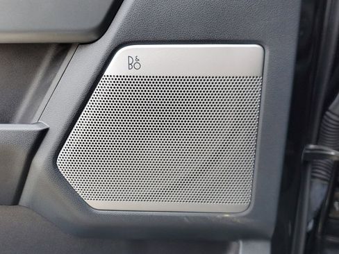 Used 2023 Ford F150 Lariat w/ Trailer Tow Package image 20