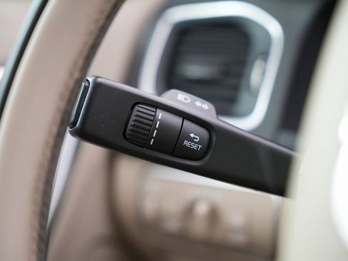 Used 2015 Volvo S60 T5 Platinum image 14