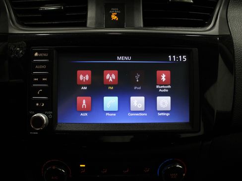 Used 2019 Nissan Sentra S image 15