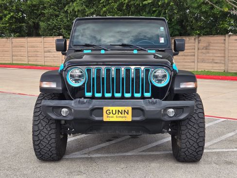 Used 2021 Jeep Wrangler Sport AWD/4WD image 8