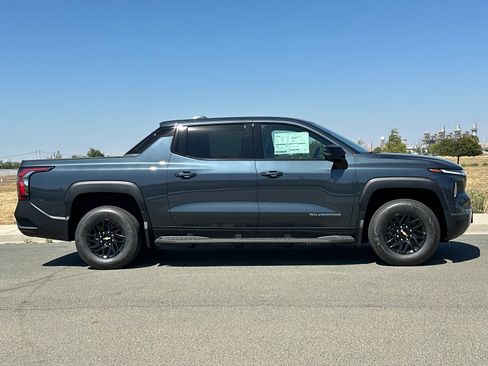 New 2026 Chevrolet Silverado EV LT w/ Plus Package image 3
