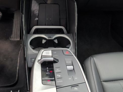 Used 2025 BMW X1 xDrive28i AWD/4WD image 12