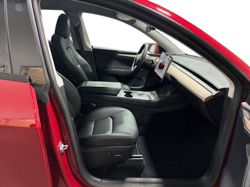Certified 2023 Tesla Model Y Performance AWD/4WD image 13