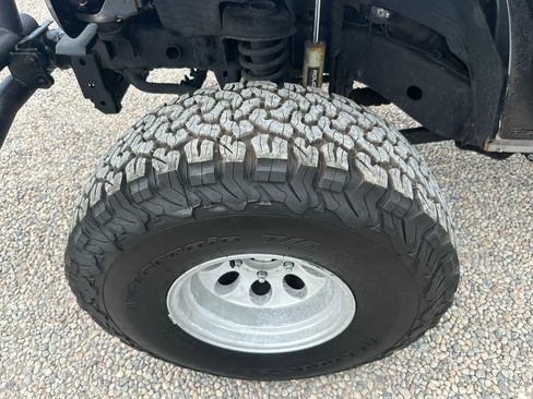 Used 2015 Jeep Wrangler Sport w/ Connectivity Group image 27
