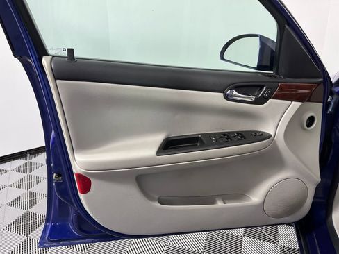 Used 2007 Chevrolet Impala LT image 14