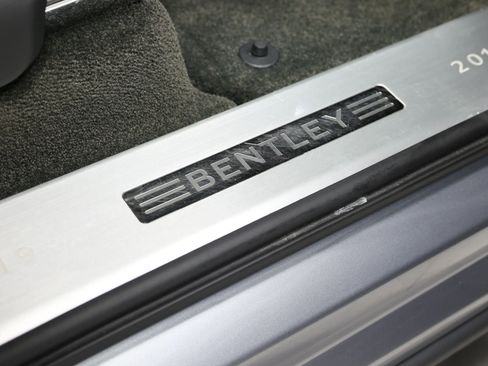 Used 2019 Bentley Bentayga image 88