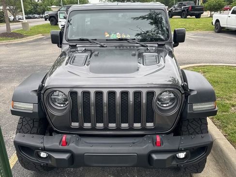 Used 2018 Jeep Wrangler Unlimited Rubicon AWD/4WD image 2