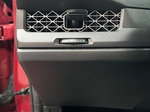 Used 2025 Honda Accord LX image 10