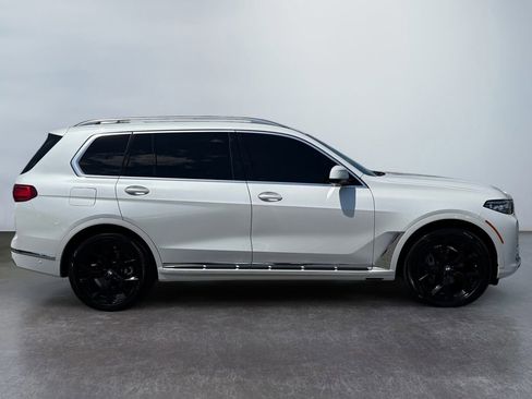 Used 2020 BMW X7 xDrive40i w/ Executive Package AWD/4WD image 2