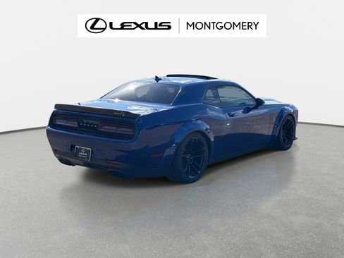 Used 2021 Dodge Challenger SRT Hellcat image 3