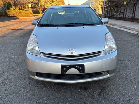 Used 2005 Toyota Prius image 2