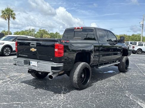 Used 2018 Chevrolet Silverado 2500 LT w/ LT Plus Package AWD/4WD image 7