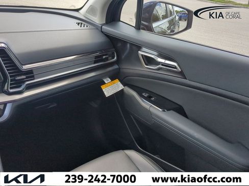 New 2025 Kia Sportage EX image 16