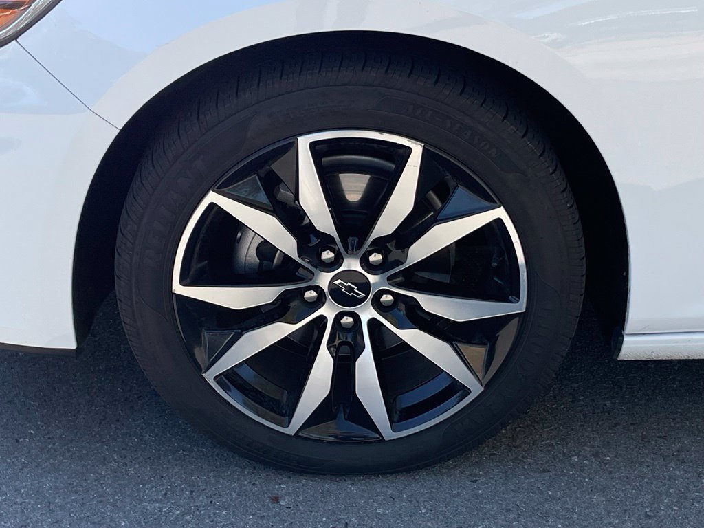 Used 2024 Chevrolet Malibu RS FWD image 31
