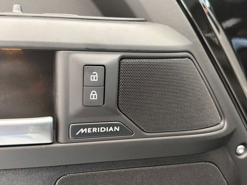 New 2026 Land Rover Defender 110 S AWD/4WD image 23