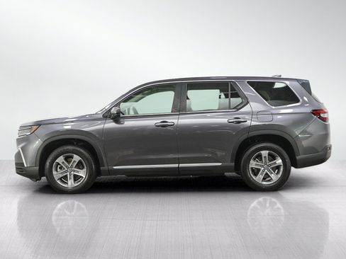 Used 2025 Honda Pilot EX-L image 2