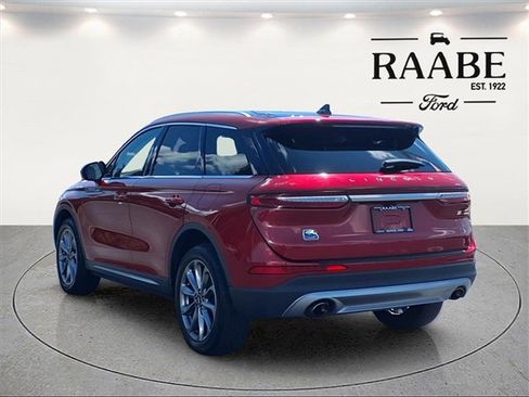 Used 2021 Lincoln Corsair AWD w/ Premium Package image 5