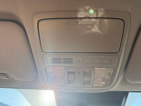 Used 2021 Honda CR-V Touring image 19