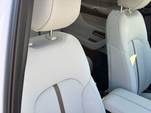 New 2026 MAZDA CX-90 3.3 Turbo w/ Premium Plus Pkg image 11