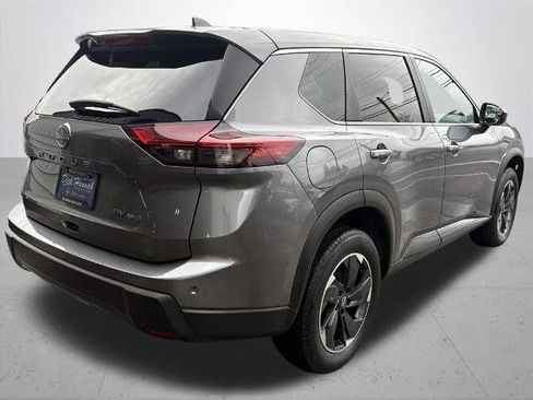 Certified 2024 Nissan Rogue SV image 8