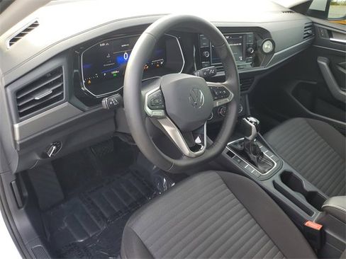Used 2024 Volkswagen Jetta S image 15