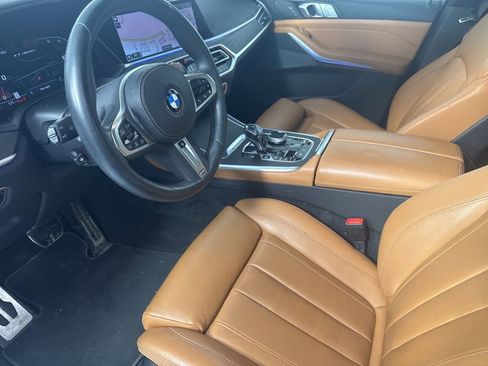 Certified 2022 BMW X7 M50i w/ Dynamic Handling Package image 12