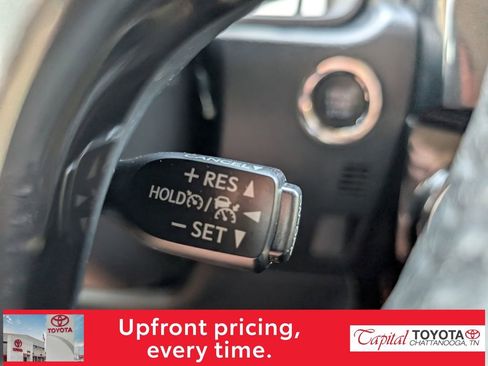 Used 2024 Toyota 4Runner TRD Off-Road image 19