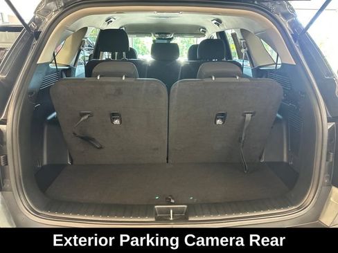 Used 2023 Kia Sorento LX FWD image 7
