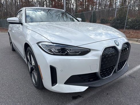 Certified 2023 BMW i4 eDrive35 w/ Premium Package image 10