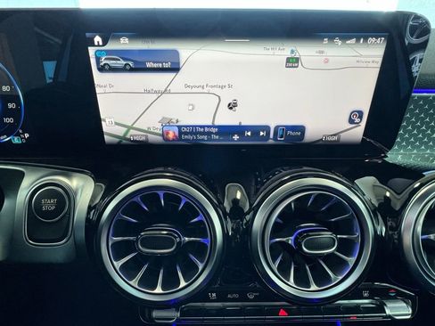 Certified 2024 Mercedes-Benz EQB 300 300 image 28